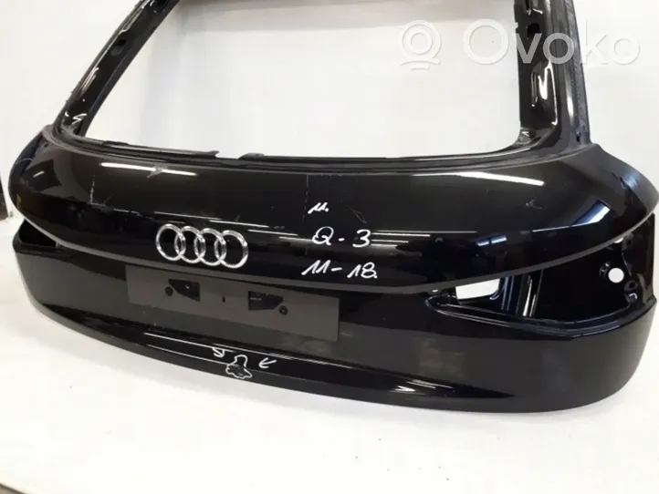 Audi Q3 8U Aizmugurējais pārsegs (bagāžnieks) 