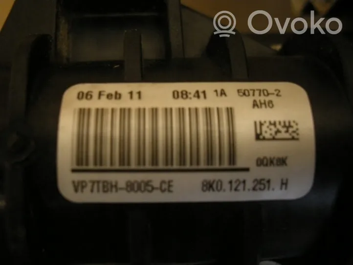 Audi A4 S4 B8 8K Radiatore di raffreddamento 8k0121251h