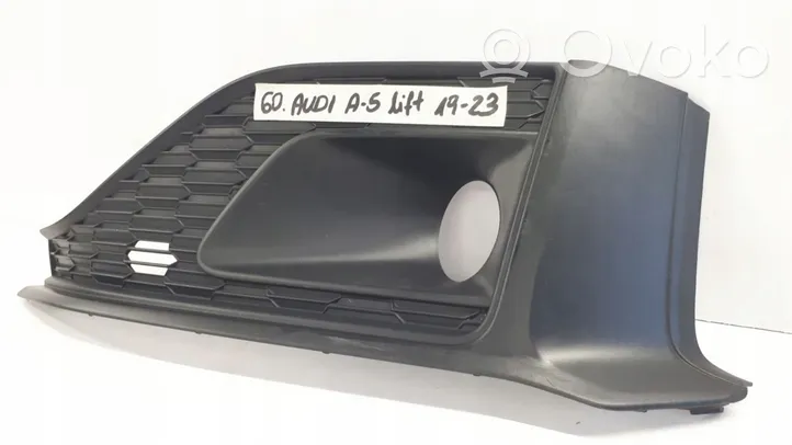 Audi A5 Kratka dolna zderzaka przedniego 8W6807681R