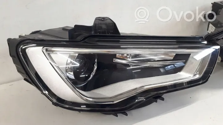 Audi A3 S3 8V Lampy przednie / Komplet 8V0941006