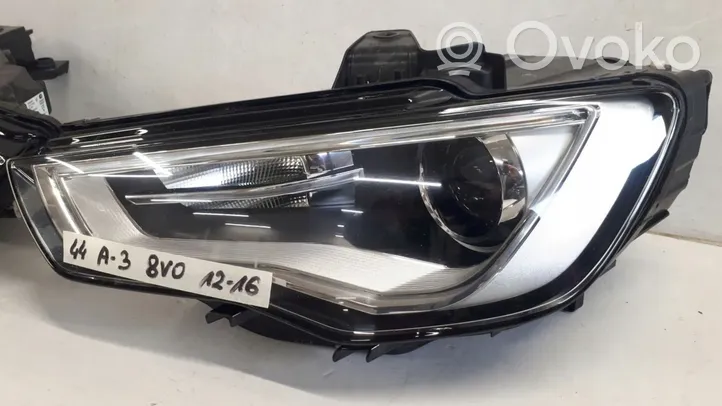 Audi A3 S3 8V Lampy przednie / Komplet 8V0941006