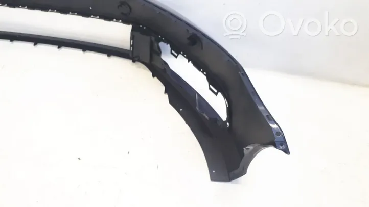 Volkswagen PASSAT B7 Front bumper 