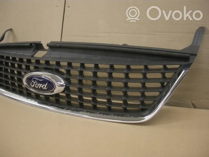 Ford Mondeo MK IV Griglia superiore del radiatore paraurti anteriore 