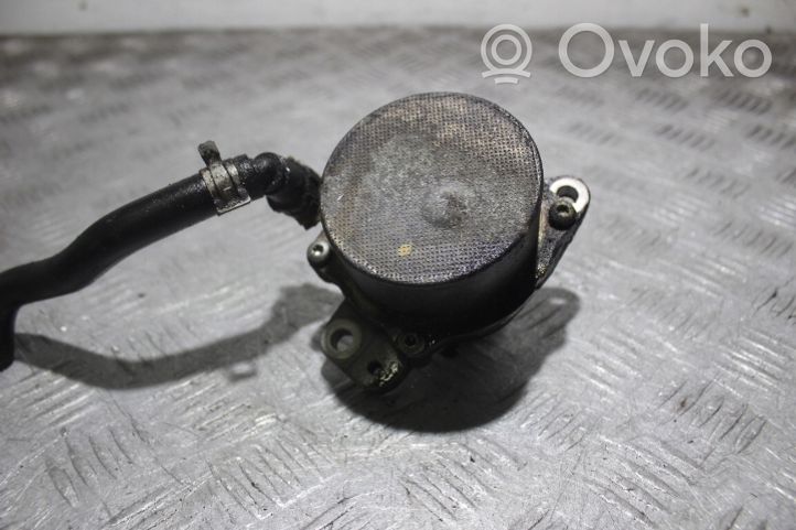 Suzuki Swift Pompe à vide 729024061