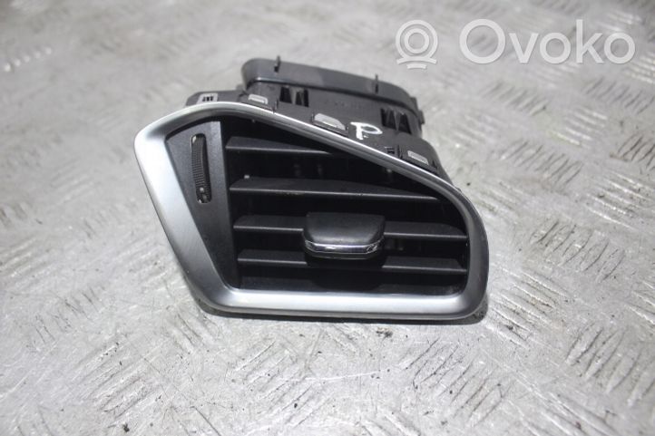 Citroen C4 I Garniture, panneau de grille d'aération latérale 00127530