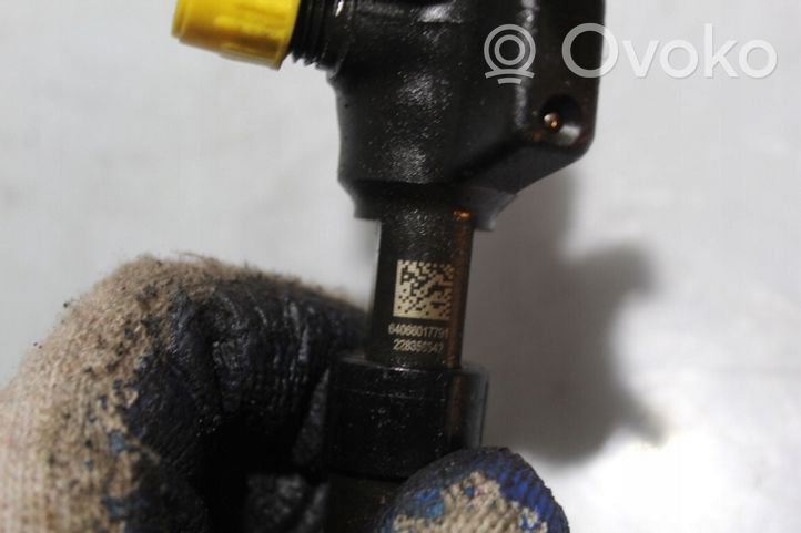 Citroen C4 Grand Picasso Injecteur de carburant 228350342