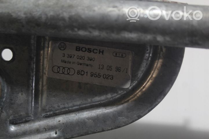 Audi A4 S4 B5 8D Mechanizm wycieraczek szyby przedniej / czołowej 3397020390