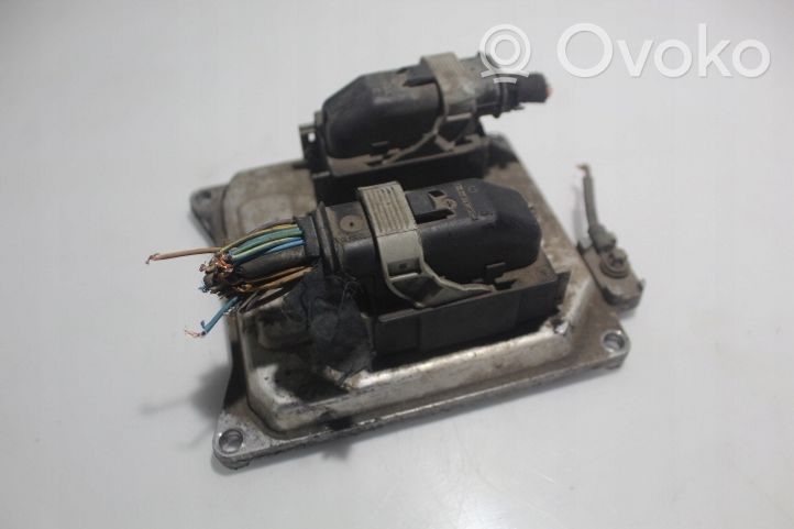 Opel Vectra C Komputer / Sterownik ECU silnika 55355631