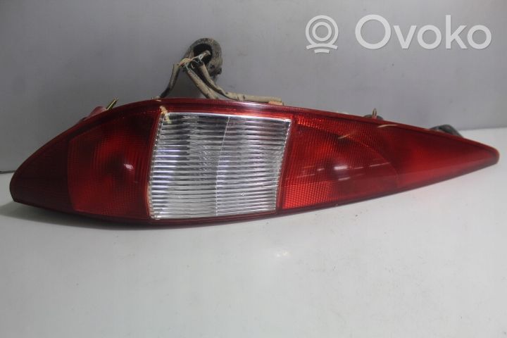 Ford Mondeo Mk III Lampa tylna 