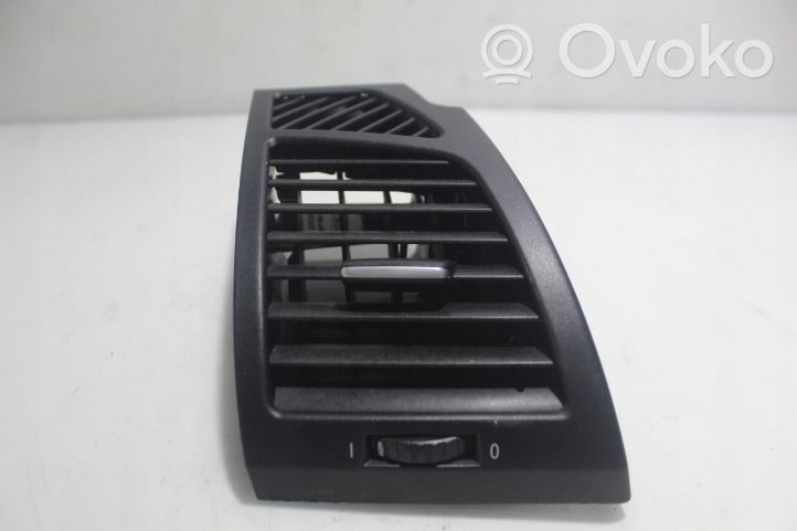 BMW 1 E81 E87 Copertura griglia di ventilazione laterale cruscotto 