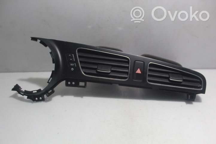 KIA Ceed Copertura griglia di ventilazione cruscotto 