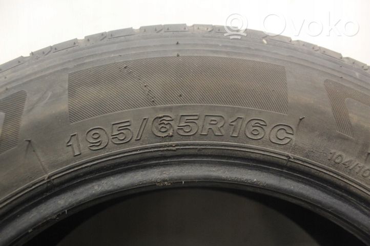 Volkswagen PASSAT B6 R16 summer tire 