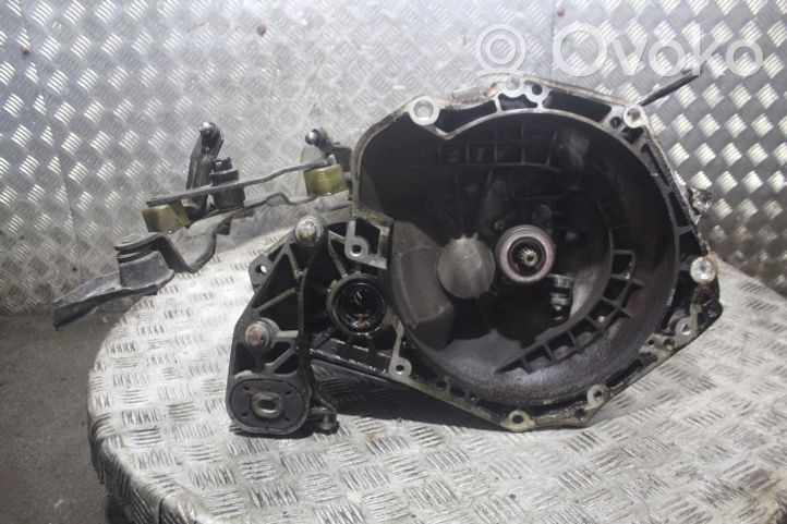 Opel Tigra B 5 Gang Schaltgetriebe 