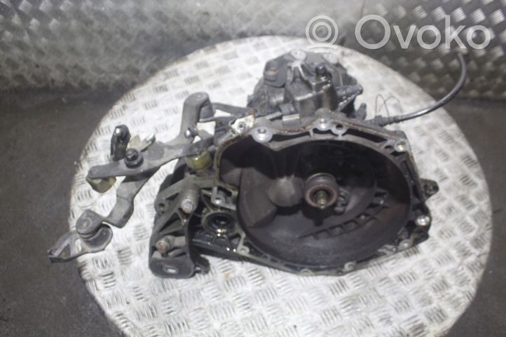 Opel Tigra B 5 Gang Schaltgetriebe 