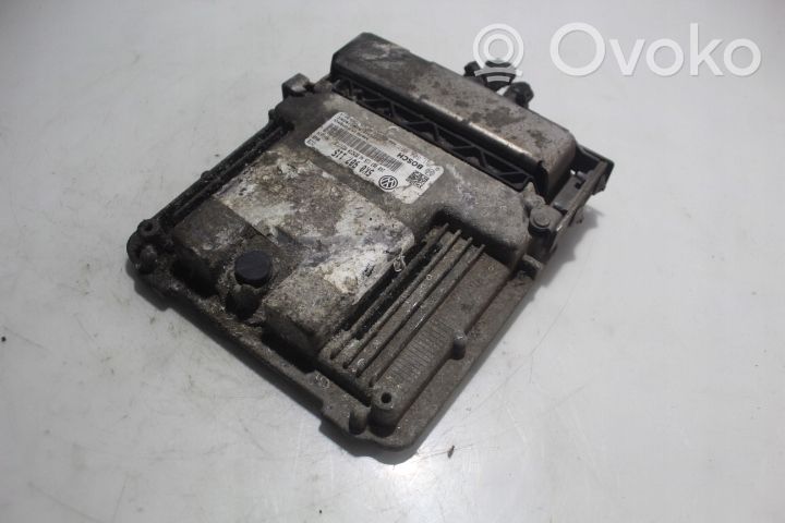 Volkswagen Scirocco Galios (ECU) modulis 0261S04951