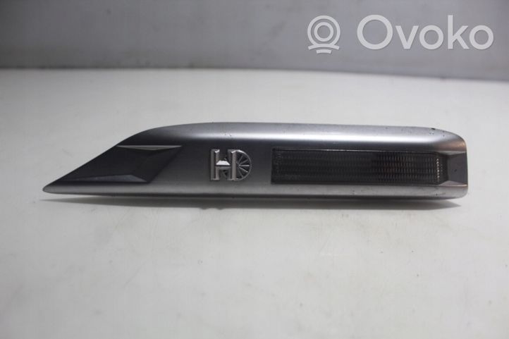 Opel Tigra B Front fender indicator light 