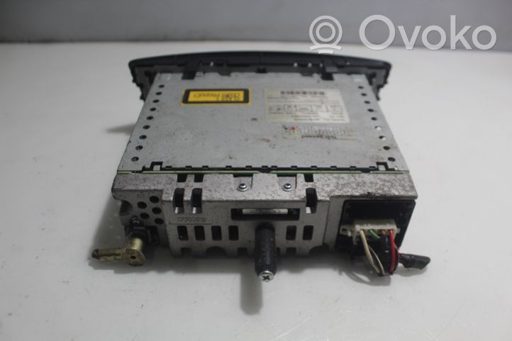 Toyota Aygo AB10 Cadre, panneau d'unité radio / GPS CQ-MS0570LC