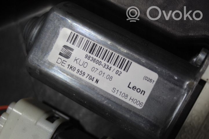Seat Leon (1P) Mechanizm podnoszenia szyby tylnej bez silnika 983600-334