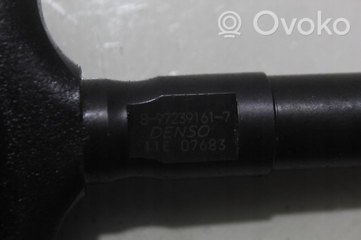 Opel Signum Inyector de combustible 8-97239161-7