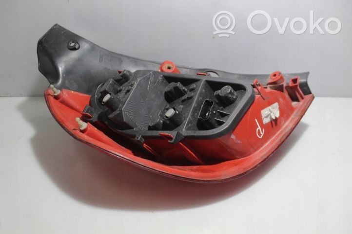 Renault Clio III Lampa tylna 89035080