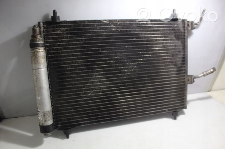 Peugeot 307 Radiateur condenseur de climatisation 868482U