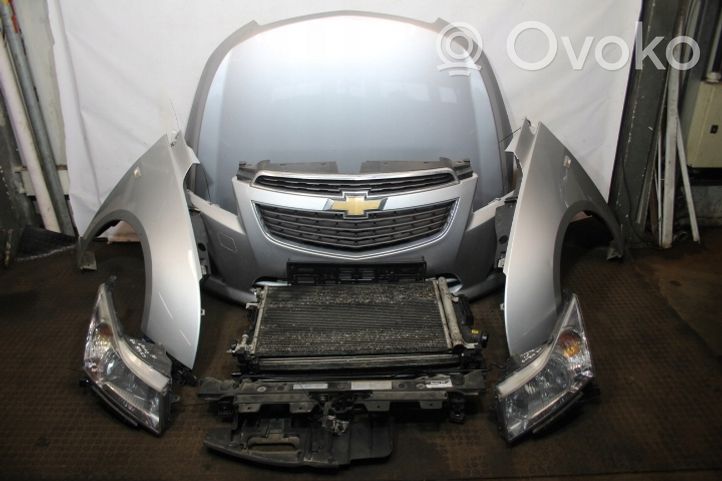 Chevrolet Cruze Couvercle, capot moteur 