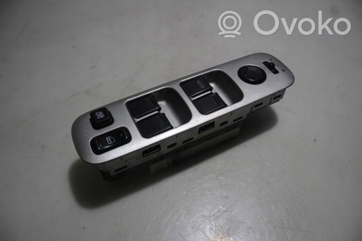 Suzuki Liana Electric window control switch 