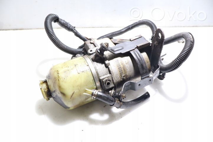 Opel Astra H Pompe de direction assistée 