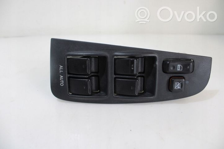 Toyota Avensis Verso Electric window control switch 