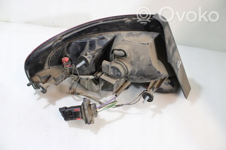 Chrysler Sebring (ST-22 - JR) Lampa tylna 