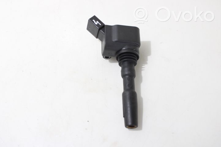 Volkswagen Jetta VI High voltage ignition coil 04E905110M