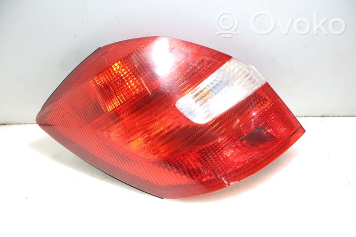 Skoda Fabia Mk2 (5J) Lampa tylna 