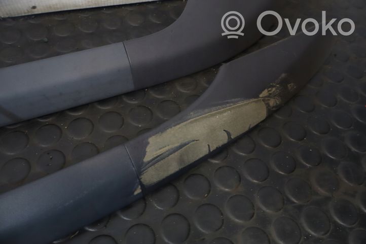 Volvo V50 Barre trasversali porta tutto su “corna” 