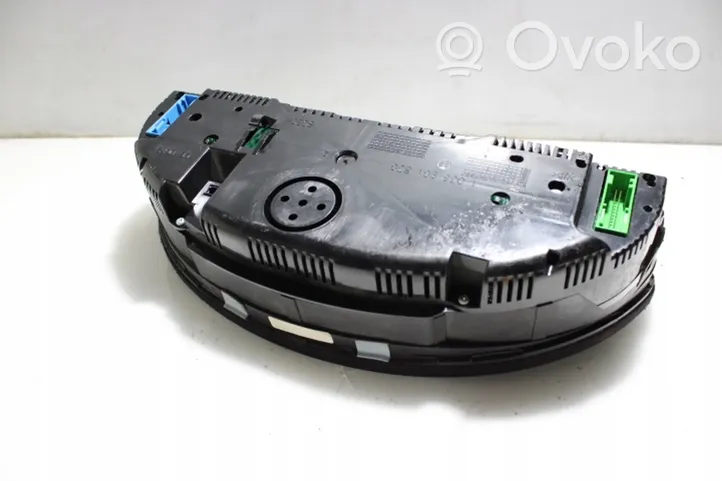 Audi A4 S4 B7 8E 8H Orologio 0263626211