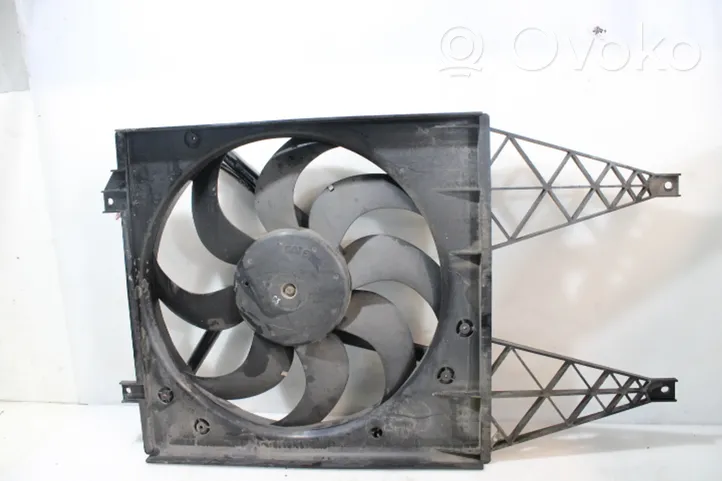 Volkswagen Polo IV 9N3 Ventilateur, condenseur de climatisation 