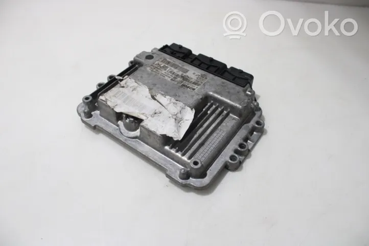 Peugeot 207 CC Komputer / Sterownik ECU silnika 9664843780