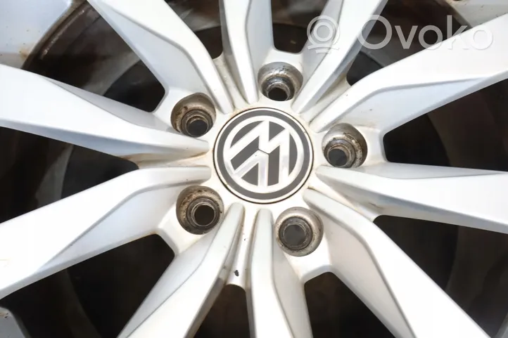 Volkswagen Golf VII R17 alloy rim 