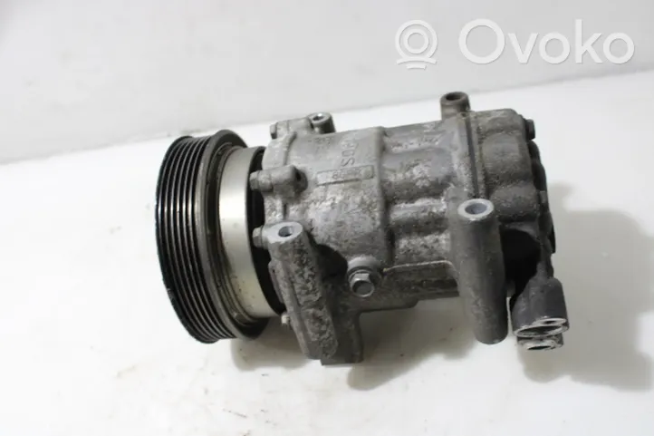 Renault Twingo II Air conditioning (A/C) compressor (pump) 8200953359