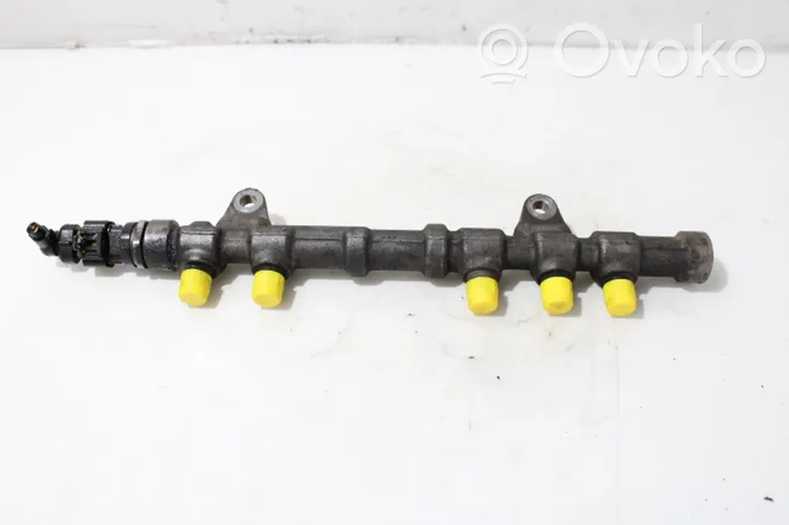 Fiat Doblo Kraftstoffverteiler Einspritzleiste Verteilerrohr 0445214193