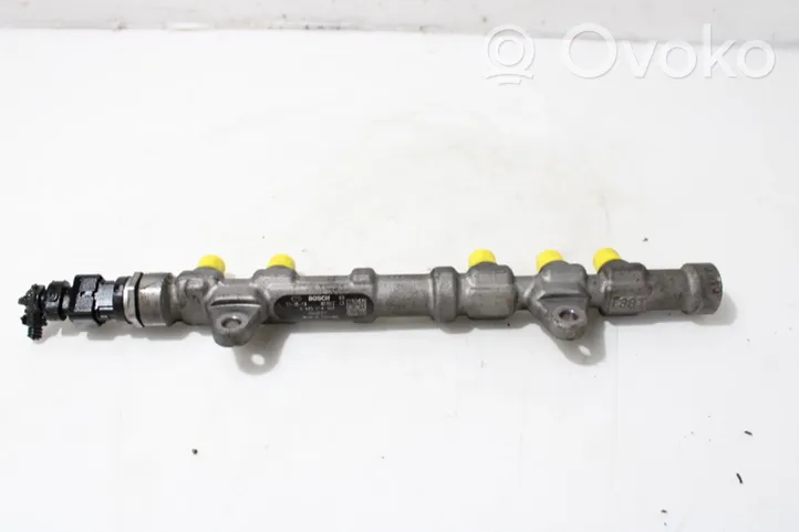 Fiat Doblo Kraftstoffverteiler Einspritzleiste Verteilerrohr 0445214193