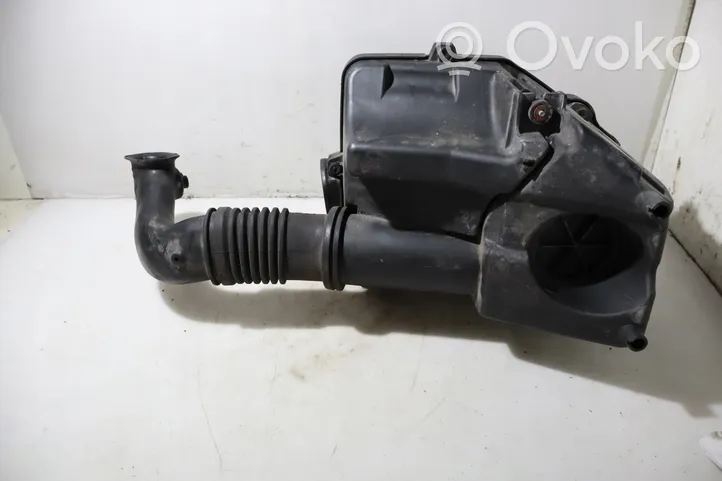 Honda FR-V Boîtier de filtre à air 