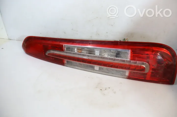 Ford C-MAX I Lampa tylna 