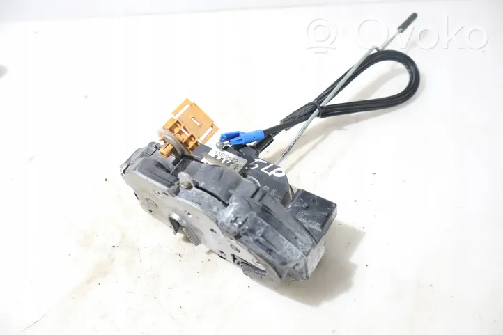 Chevrolet Cruze Front door lock 