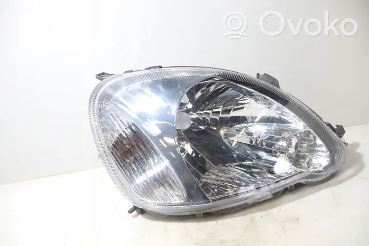 Toyota Yaris Verso Lampa przednia 