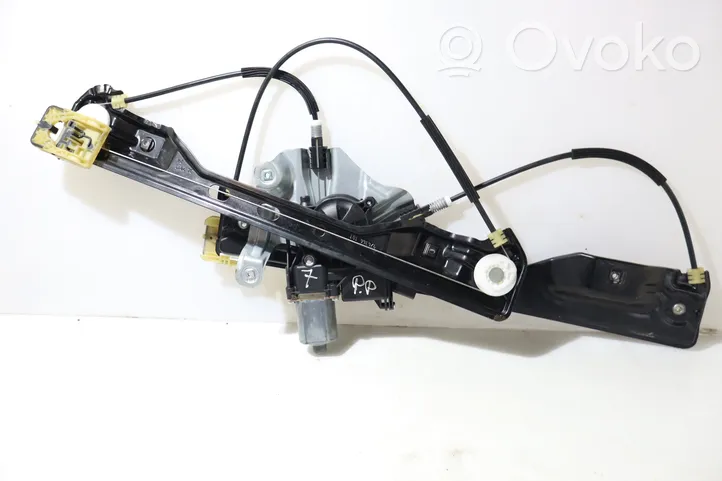 Opel Zafira C Front window lifting mechanism without motor 