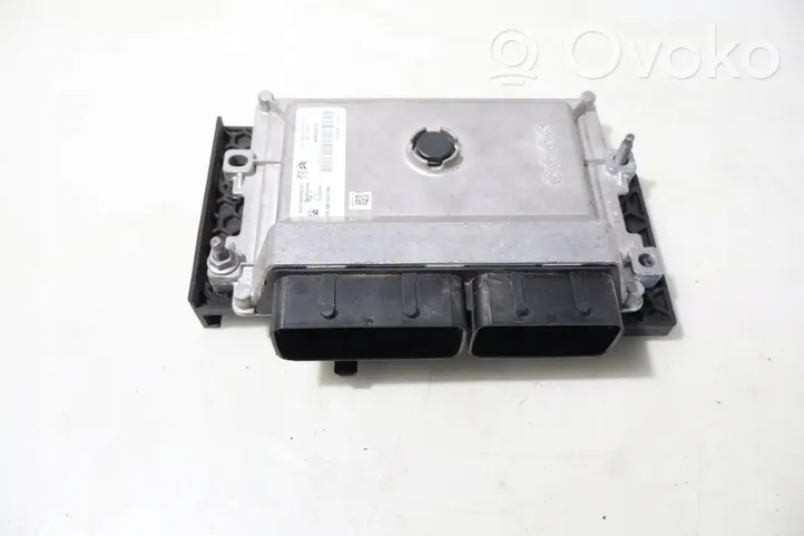 Peugeot 208 Motorsteuergerät ECU 