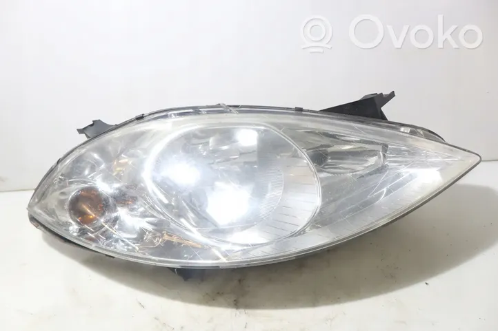 Mercedes-Benz A W169 Lampa przednia 