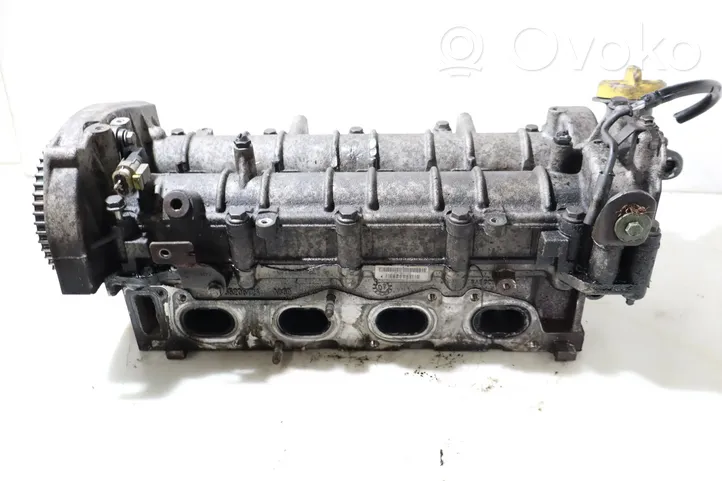 Opel Zafira B Testata motore 55206424