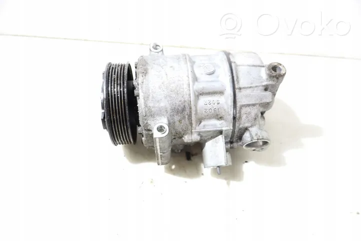 Volkswagen Touran II Air conditioning (A/C) compressor (pump) 