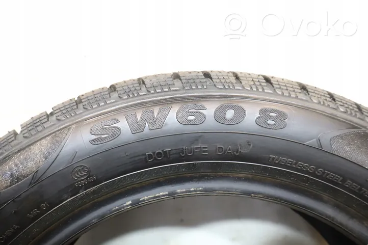 Ford Focus R15 winter tire 